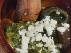 皮蛋青椒擂茄子-费大厨辣椒炒肉(万家丽一店)