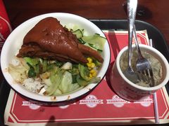 闽南猪脚饭-猪角·闽南猪脚饭(华闽大厦店)
