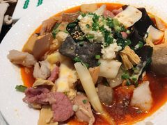 -成都你六姐·牛肉冒菜(城市集市合生汇店)