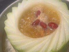 -得意咚瓜·顺德鱼生·冬瓜火锅(深圳首店)