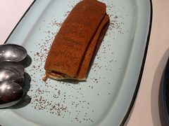 -阿妮叶李(光谷世界城店)