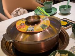 -润园四季椰子鸡火锅(卓越INTOWN店)