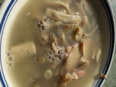 -岳记羊肠馆(陵园小区店)