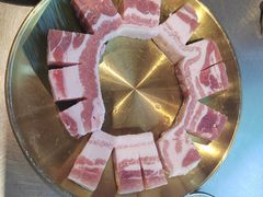 -哈哈碳都·牛肋条无限自助烤肉(台江万达店)
