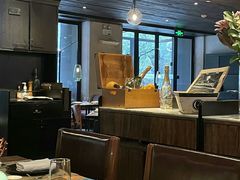 大堂-Carbon莫卡哆·意大利复古集市餐厅(杭州大厦店)