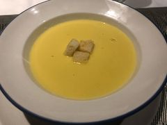 玉米奶油浓汤-魔膳厨房·果木牛排·西餐厅(MM2店)