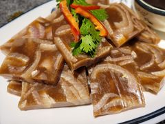 自制皮冻-华盛园卷子王农家菜水库鱼