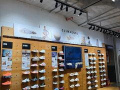 -adidas(正佳广场店)