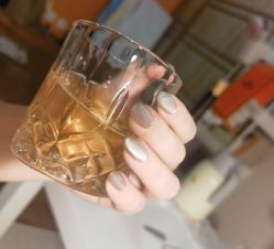 -菜菜美甲美睫皮肤管理
