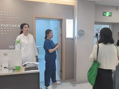 -上海大学附属上海和平眼科医院