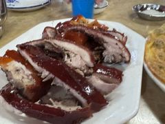 -黄记四更烤乳猪店