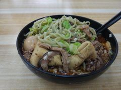 -鹍记特色牛杂面