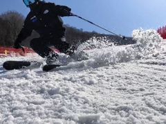 -鳌山滑雪度假区