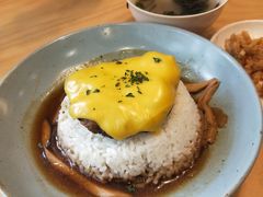 芝士牛肉汉堡咖喱饭-红小满休闲餐厅(十全街店)