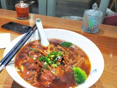 老卤肥肠面-囿面传统制面馆(中央路店)