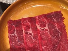 -牛YO寿喜烧·铁板烧和牛火锅自助(市府恒隆店)