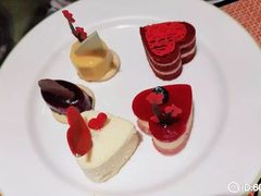 -松咖啡自助餐厅·松北香格里拉