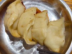 -黄阿姨锅贴大王(万航渡路店)