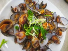 -覃记海鲜美食餐厅