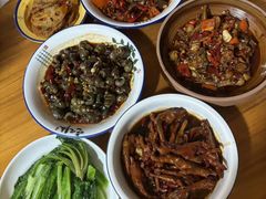 -老三样·美食研究中心(世贸路店)