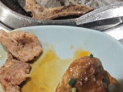 -金滏山烤肉·海鲜·火锅自助餐厅(襄阳万达店)