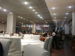 大堂-大草原清真饭庄(沙河店)