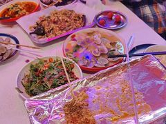 -海盗船. 龙虾烧烤. 酒馆