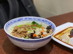 biangbiang面-汉思肴 热面皮(虬江路店)