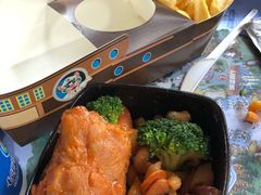 -横琴湾畔餐厅(长隆海洋王国白鲸剧场店)