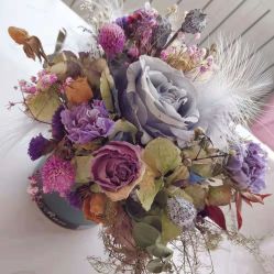 -依依家の日式美甲美睫沙龙