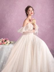 -女王风尚STUDIO·轻奢化定制