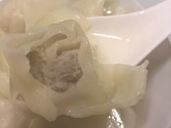 刀鱼馄饨-老半斋(福州路店)