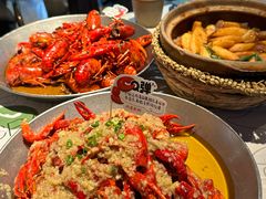 -巴厘龙虾·榜首油焖大虾(音乐学院·沿江酒馆店)