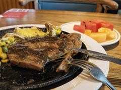 -牛排叔叔自助餐厅(太原万达店)