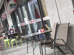 -蜜蜂小象·榴莲千层蛋糕(时代汇11栋店)