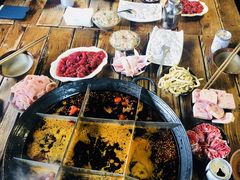 -岗上渣渣老火锅(两路口店)