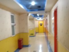 -LILY英语思维馆(花园村店)