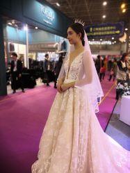-青禾蒙娜丽莎婚纱摄影(武汉总店)