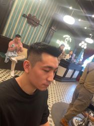 -海文先生国潮烫染男士理发馆