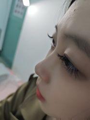 -丽心自助美甲美睫