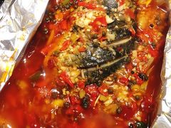 锡纸烤鲫鱼-老号李小肠西昌特色火盆烧烤(江油店)