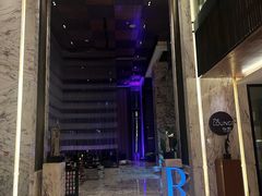 -上海漕河泾万丽酒店