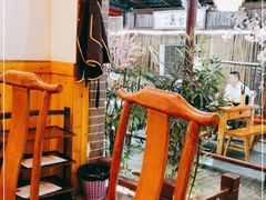 大堂-三道苗苗鱼·美蛙黄辣丁(八里店)