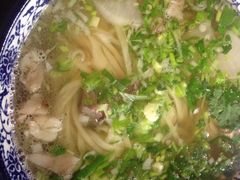 -陇上全荟兰州传统牛肉面(延吉路店)