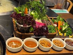 -蘸小院铁锅炖·蘸酱菜·东北菜(怀远门店)