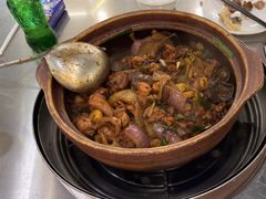 -胡须佬鸡煲四季火锅店(石厦西村直营店)