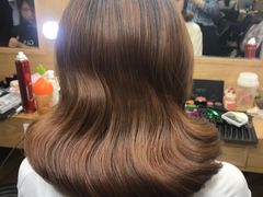-金夫人化妆摄影职业培训学校