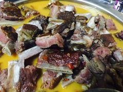 腊排骨火锅-农家土菜老煨锅(木鱼镇店)