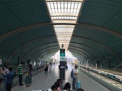 -龙阳路磁悬浮列车总站-停车场