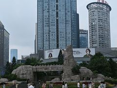 -观音桥步行街